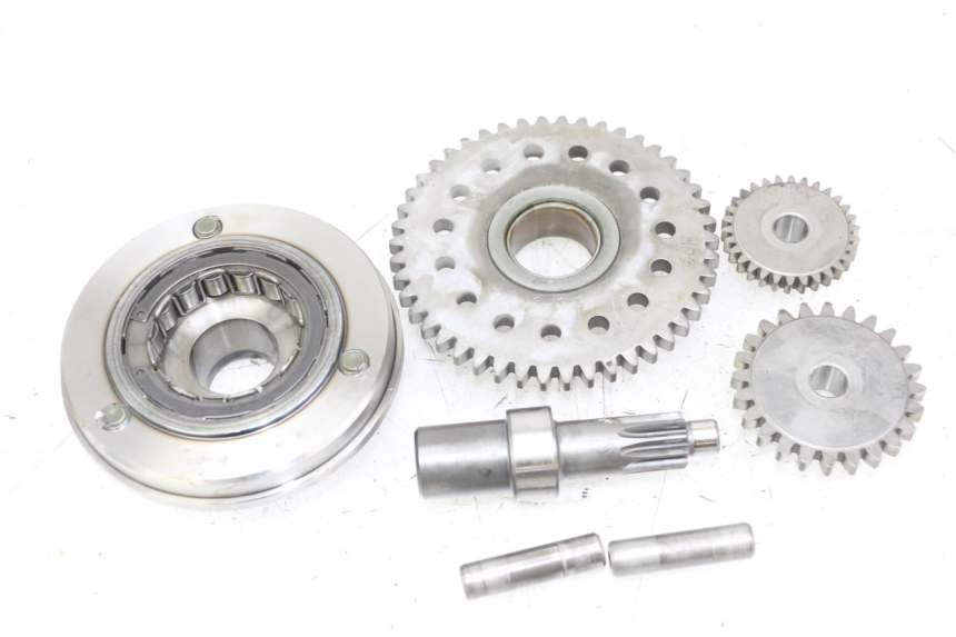 photo de WOLNOBIEG ROZRUSZNIKA YAMAHA FZS FAZER 600 (2001 - 2003) - Zbliżenie techniczne