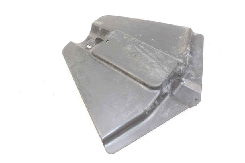 photo de OSŁONA SILNIKA PIAGGIO FLY 2T 50 (2004 - 2017) - Szczegół części