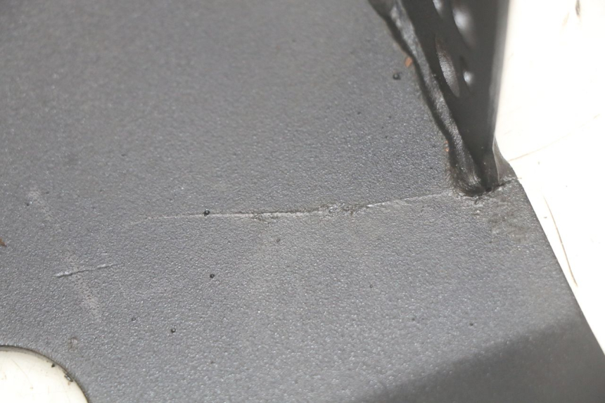 photo de OSŁONA SILNIKA YCF R-START 125 - Szczegół części