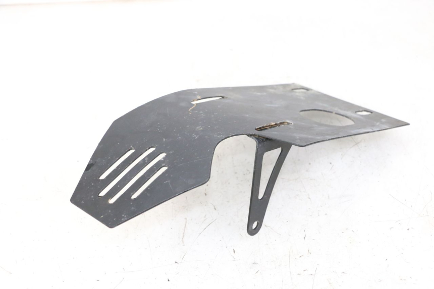 photo de OSŁONA SILNIKA APOLLO RFZ 125 - Zbliżenie techniczne