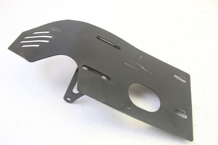 photo de OSŁONA SILNIKA APOLLO RFZ 125 - Zbliżenie techniczne