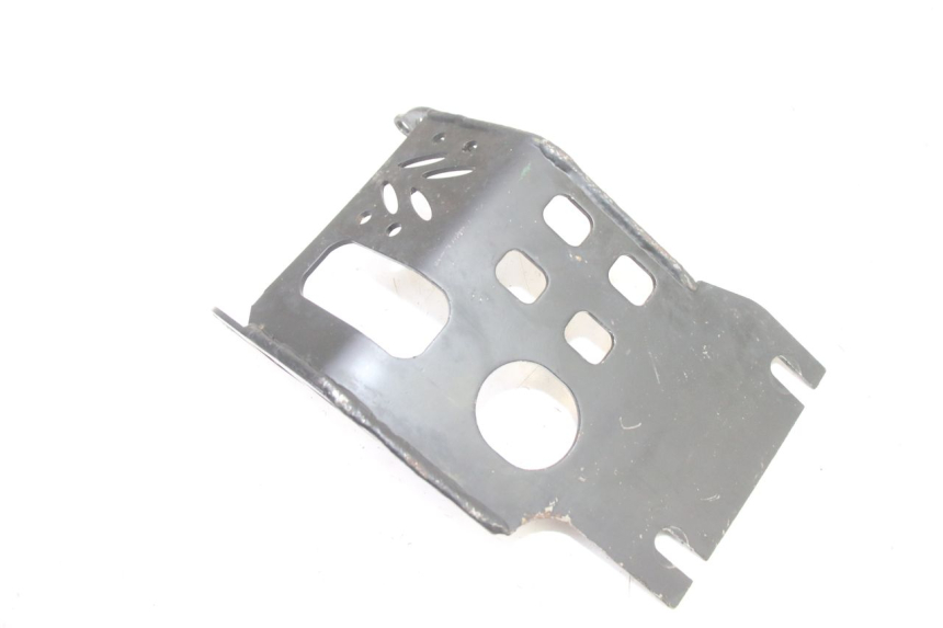 photo de OSŁONA SILNIKA APOLLO RXF 125 - Zbliżenie techniczne