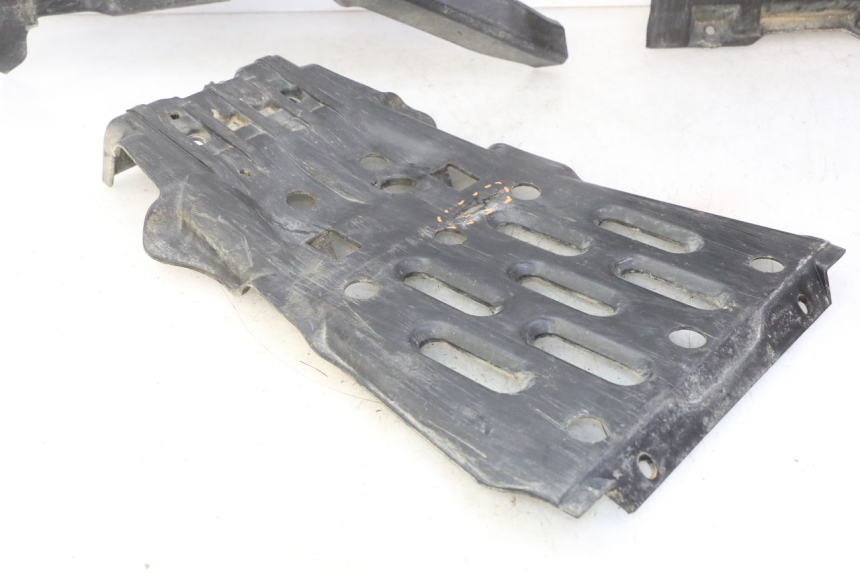 photo de OSŁONA SILNIKA YAMAHA YFM GRIZZLY 550 (2008 - 2015) - Widok z bliska