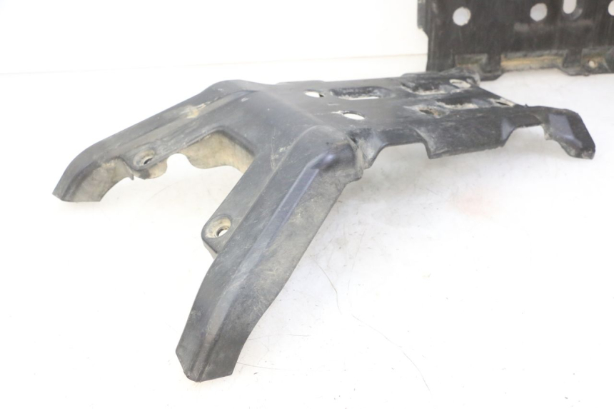 photo de OSŁONA SILNIKA YAMAHA YFM GRIZZLY 550 (2008 - 2015) - Oznaczenia i referencje