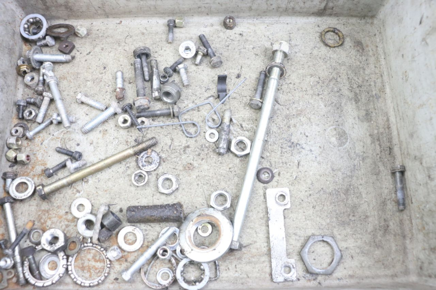 photo de WOREK ŚRUB I ŚRUBEK PEUGEOT 103 VOGUE VS2 50 (2004 - 2017) - Szczegół części