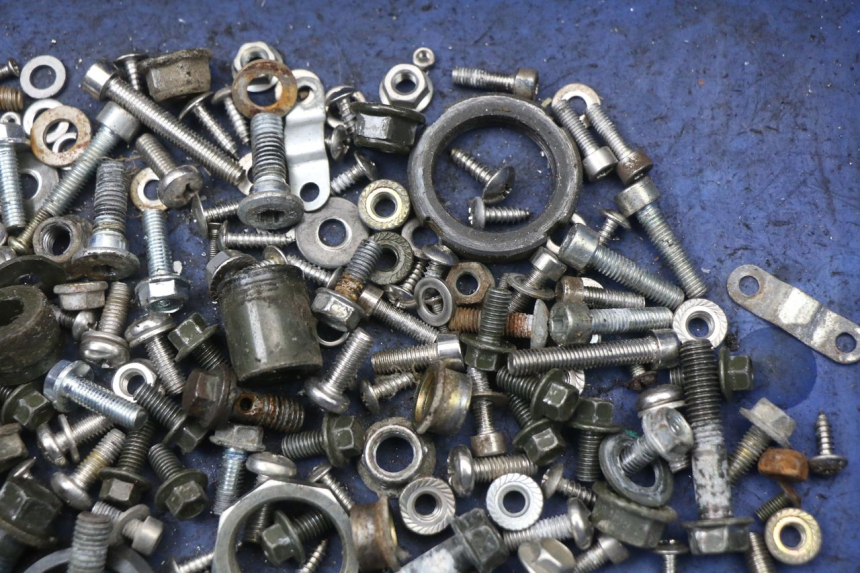 photo de WOREK ŚRUB I WKRĘTÓW E-MAX 80L 1 (2011 - 2014) - Zoom stanu zużycia