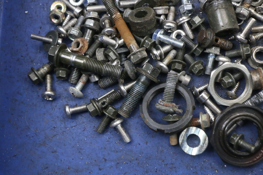 photo de WOREK ŚRUB I WKRĘTÓW E-MAX 80L 1 (2011 - 2014) - Inny kąt widzenia