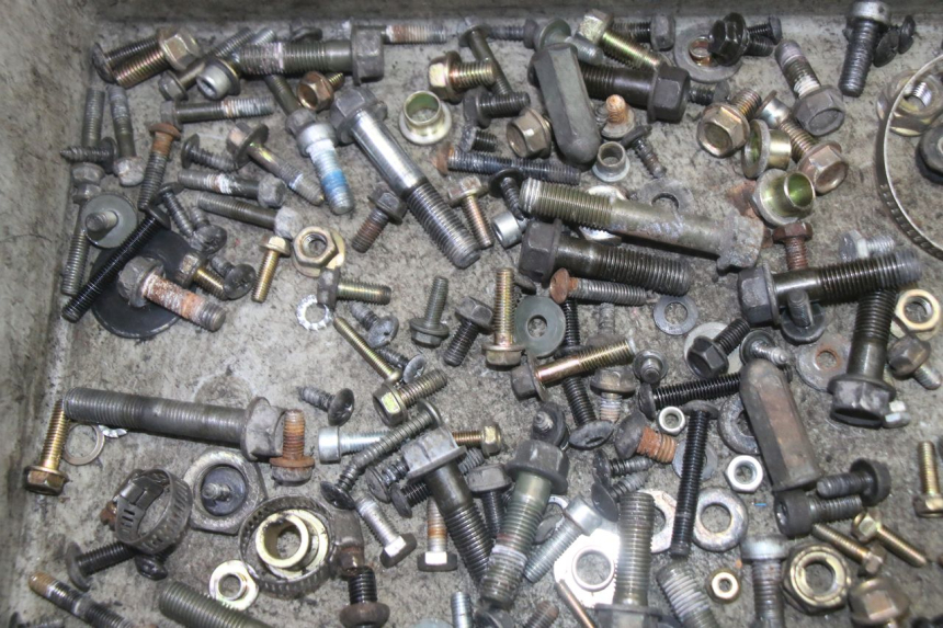 photo de WOREK ŚRUB I WKRĘTÓW ADIVA AD3 300 (2014 - 2020) - Widok główny