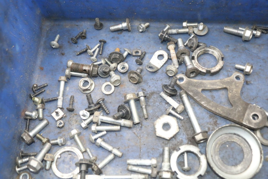 photo de WOREK ŚRUB I ŚRUBEK SUZUKI ADDRESS 110 (2015 - 2020) - Szczegół części