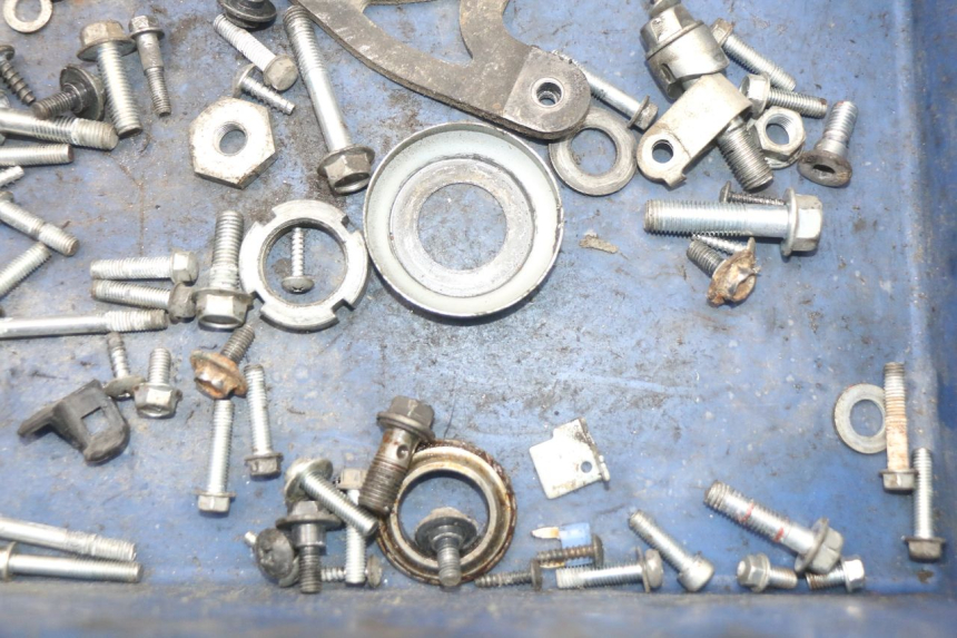 photo de WOREK ŚRUB I ŚRUBEK SUZUKI ADDRESS 110 (2015 - 2020) - Zbliżenie techniczne