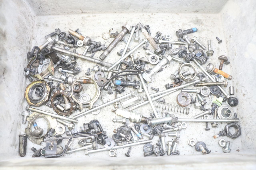 photo de WOREK ŚRUB I ŚRUBEK KYMCO AGILITY 16+ 4T 50 (2018 - 2023) - Widok główny