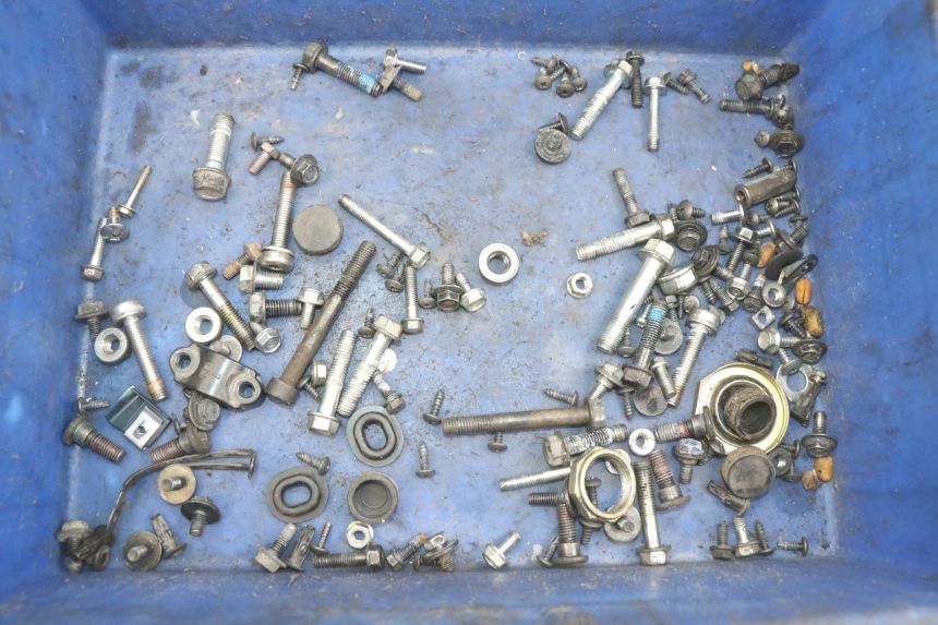 photo de WOREK ŚRUB I ŚRUBEK KYMCO AGILITY 16+ 4T 50 (2018 - 2023) - Widok główny