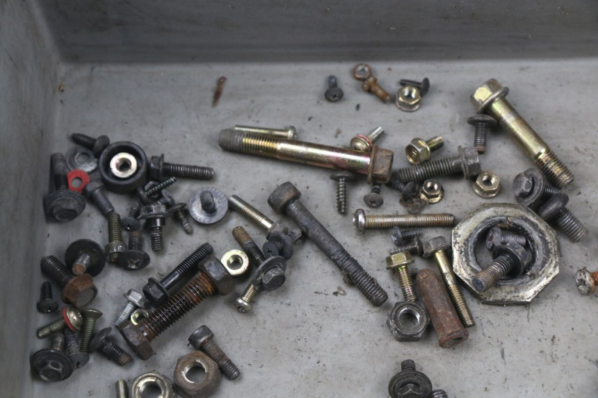 photo de WOREK ŚRUB I WKRĘTÓW KYMCO AGILITY 4T 50 (2005 - 2018) - Zbliżenie techniczne