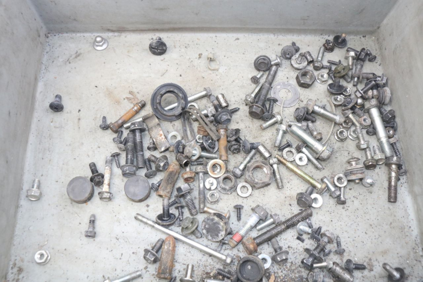 photo de TORBA ZESTAW ŚRUB I WKRĘTÓW KYMCO AGILITY 4T 50 (2018 - 2022) - Szczegół części