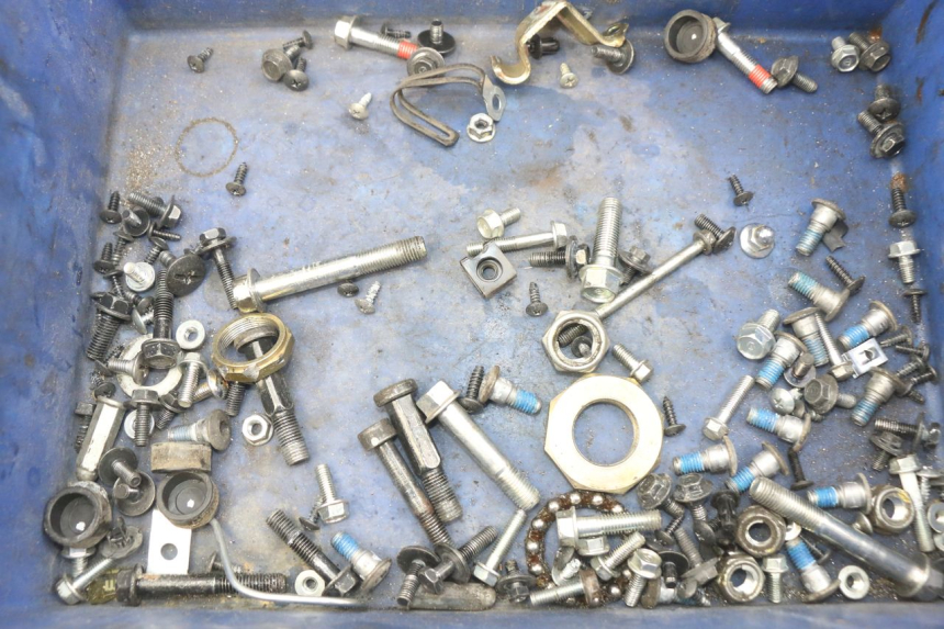 photo de TORBA ZESTAW ŚRUB I WKRĘTÓW KYMCO AGILITY 4T 50 (2018 - 2022) - Szczegół części