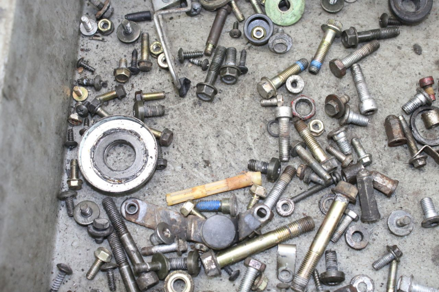 photo de WOREK ŚRUB I WKRĘTÓW KYMCO AGILITY 4T 50 (2005 - 2018) - Zoom stanu zużycia