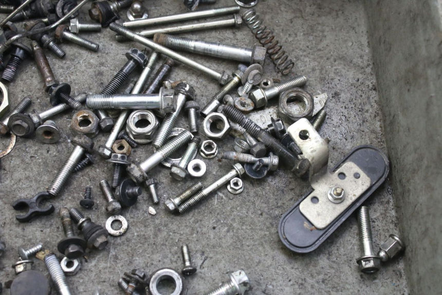 photo de TORBA ZESTAW ŚRUB I WKRĘTÓW KYMCO AGILITY 4T 50 (2018 - 2022) - Szczegół części