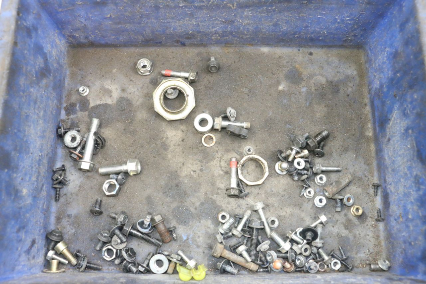 photo de TORBA ZESTAW ŚRUB I WKRĘTÓW KYMCO AGILITY 4T 50 (2018 - 2022) - Widok główny