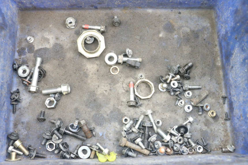 photo de TORBA ZESTAW ŚRUB I WKRĘTÓW KYMCO AGILITY 4T 50 (2018 - 2022) - Szczegół części