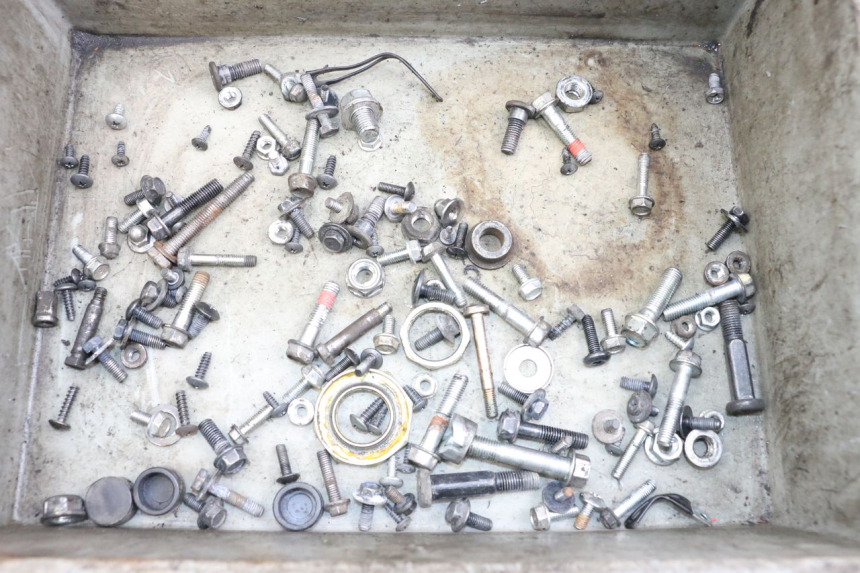 photo de TORBA ZESTAW ŚRUB I WKRĘTÓW KYMCO AGILITY 4T 50 (2018 - 2022) - Widok główny