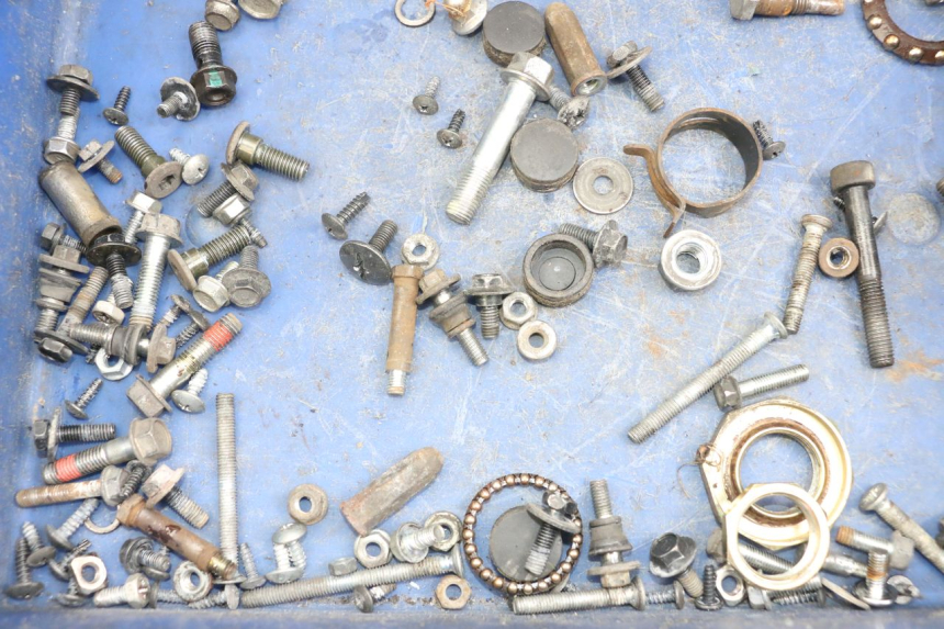 photo de TORBA ZESTAW ŚRUB I WKRĘTÓW KYMCO AGILITY 4T 50 (2018 - 2022) - Zoom stanu zużycia