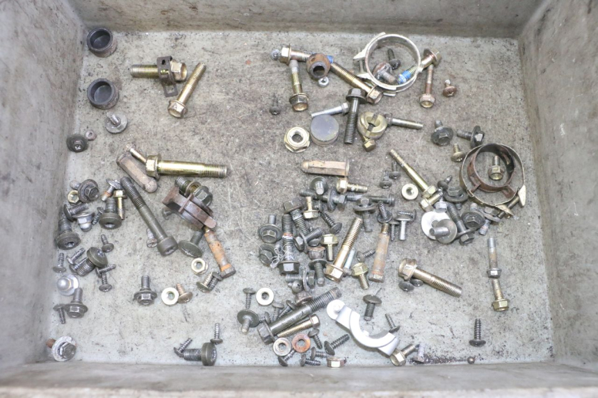 photo de WOREK ŚRUB I WKRĘTÓW KYMCO AGILITY 4T 50 (2005 - 2018) - Widok główny