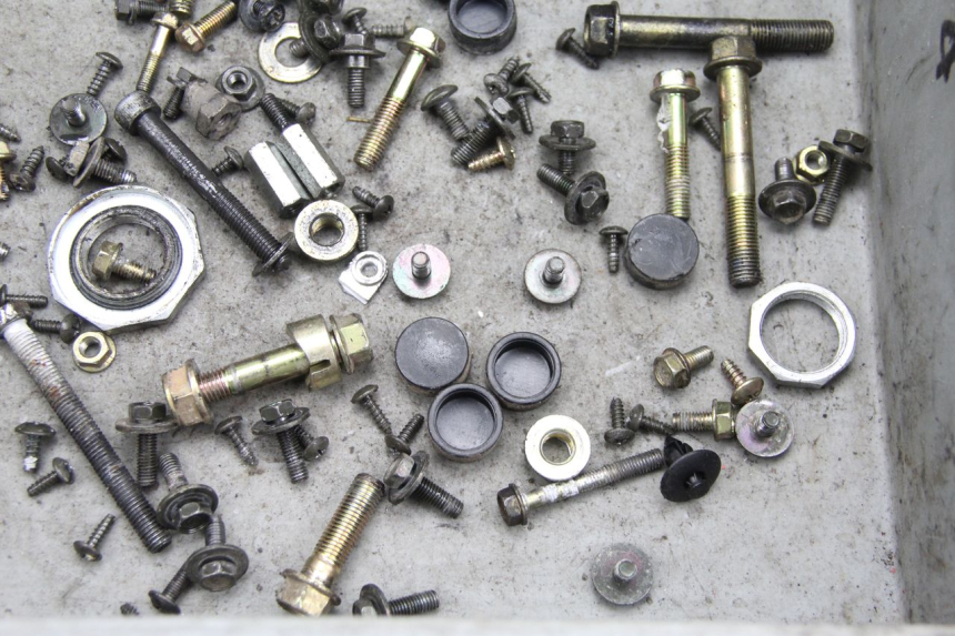 photo de WOREK ŚRUB I WKRĘTÓW KYMCO AGILITY CITY 4T 50 (2008 - 2016) - Zoom stanu zużycia