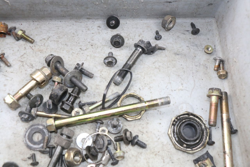 photo de WOREK ŚRUB I WKRĘTÓW KYMCO AGILITY FR 2T 50 (2012 - 2017) - Zoom stanu zużycia