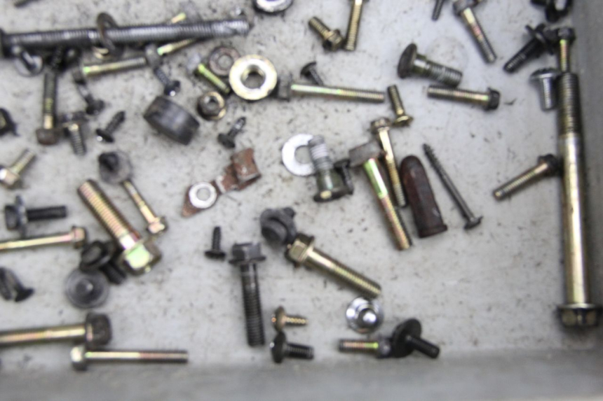 photo de WOREK ŚRUB I WKRĘTÓW KYMCO AGILITY FR 2T 50 (2012 - 2017) - Zoom stanu zużycia