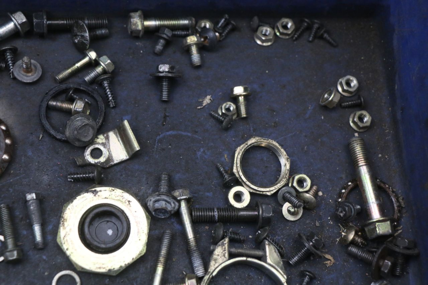 photo de WOREK ŚRUB I WKRĘTÓW KYMCO AGILITY FR 2T 50 (2012 - 2017) - Zoom stanu zużycia