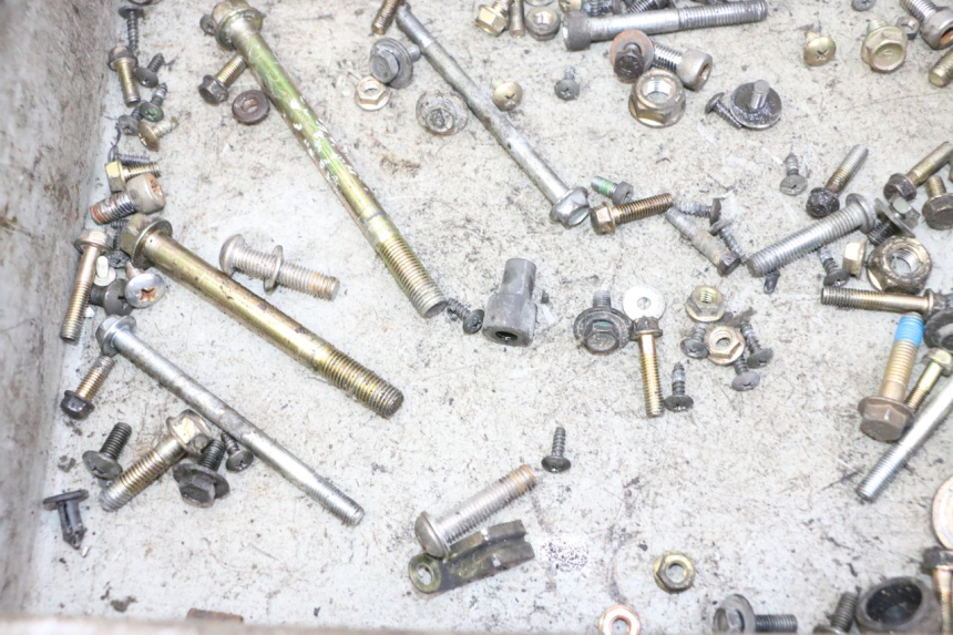 photo de WOREK ŚRUB I WKRĘTÓW KYMCO AGILITY NAKED RENOUVO 2T 50 (2011 - 2018) - Zoom stanu zużycia