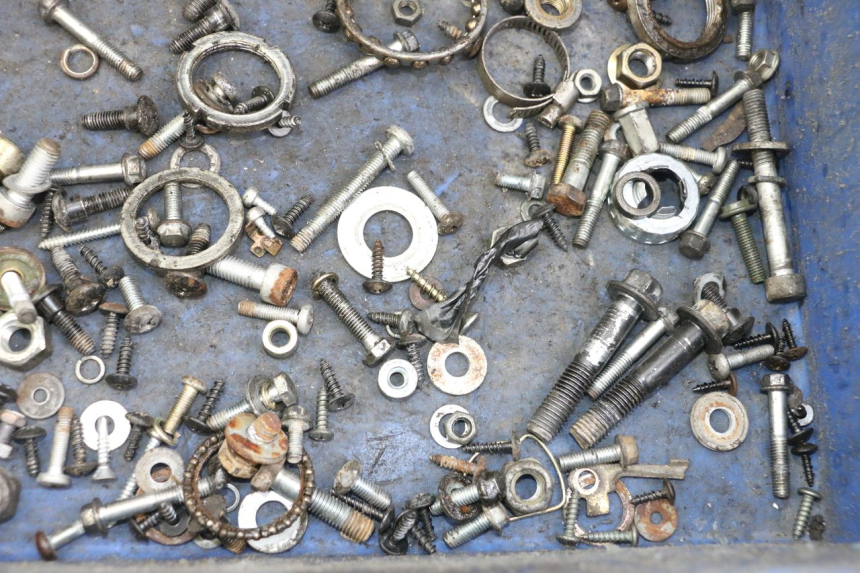 photo de WOREK ŚRUB I ŚRUBEK APRILIA SR MOTARD 50 (2012 - 2018) - Zoom stanu zużycia