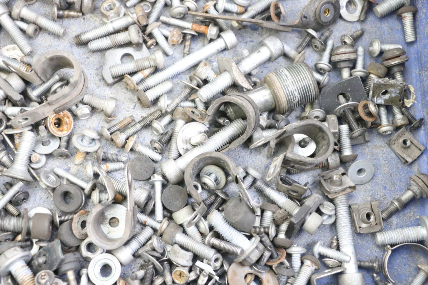 photo de WOREK ŚRUB I WKRĘTÓW BMW C1 125 (2000 - 2003) - Szczegół części