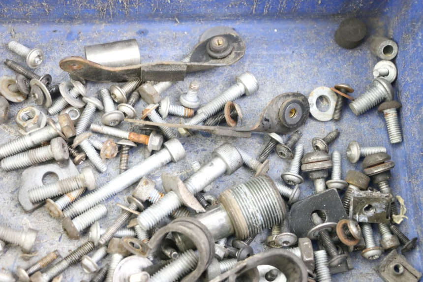 photo de WOREK ŚRUB I WKRĘTÓW BMW C1 125 (2000 - 2003) - Inny kąt widzenia