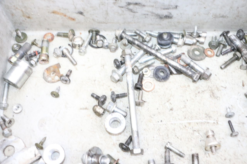 photo de WOREK ŚRUB I WKRĘTÓW MAG POWER BOMBERS 4T 50 (2016 - 2026) - Zoom stanu zużycia