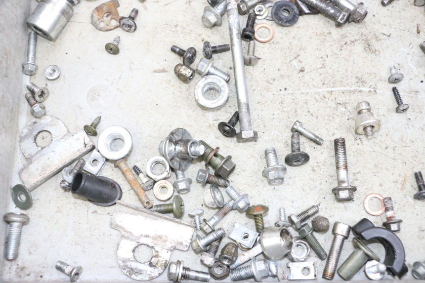 photo de WOREK ŚRUB I WKRĘTÓW MAG POWER BOMBERS 4T 50 (2016 - 2026) - Inny kąt widzenia