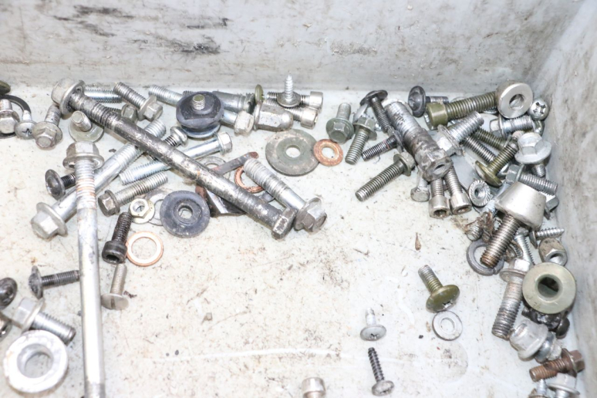 photo de WOREK ŚRUB I WKRĘTÓW MAG POWER BOMBERS 4T 50 (2016 - 2026) - Widok ogólny