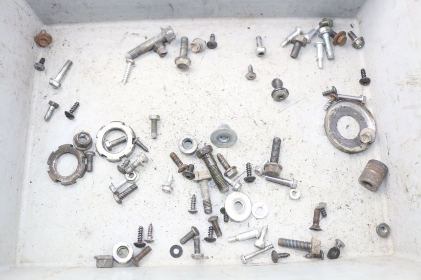 photo de WOREK ŚRUB I WKRĘTÓW MBK BOOSTER SPIRIT 50 (2004 - 2017) - Widok główny