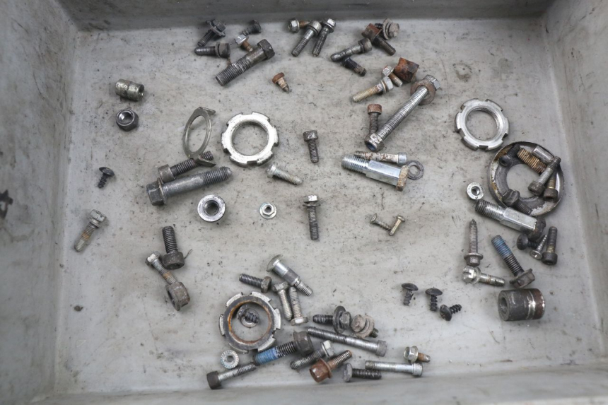 photo de WOREK ŚRUB I WKRĘTÓW MBK BOOSTER SPIRIT 50 (2004 - 2017) - Widok główny