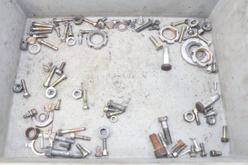 photo de WOREK ŚRUB I WKRĘTÓW MBK BOOSTER SPIRIT 50 (2004 - 2017) - Widok główny