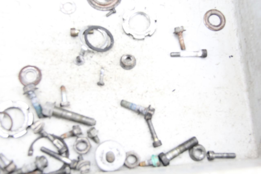 photo de TORBA ZESTAW ŚRUB I WKRĘTÓW MBK BOOSTER SPIRIT NAKED 50 (2004 - 2017) - Zoom stanu zużycia