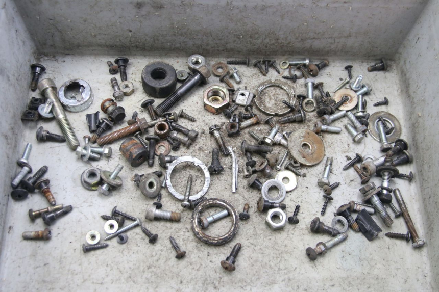 photo de WOREK ŚRUB I WKRĘTÓW DERBI BOULEVARD 50 (2009 - 2006) - Widok główny