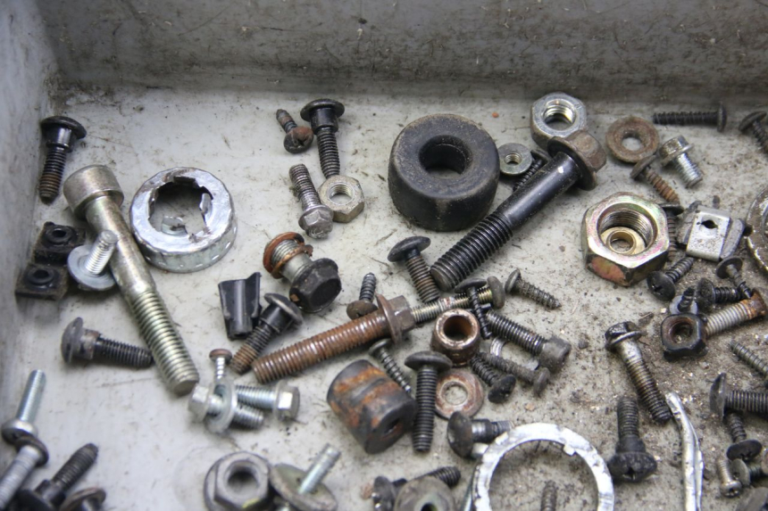 photo de WOREK ŚRUB I WKRĘTÓW DERBI BOULEVARD 50 (2009 - 2006) - Widok ogólny