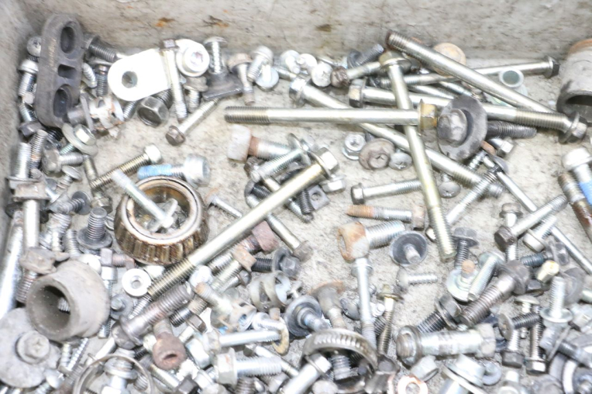 photo de WOREK ŚRUB I WKRĘTÓW SUZUKI BURGMAN 650 (2013 - 2020) - Zoom stanu zużycia