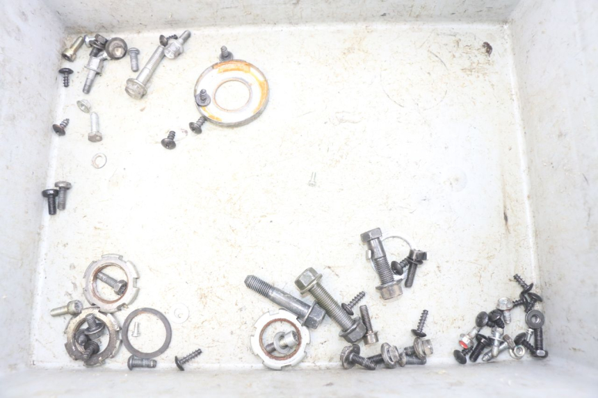 photo de TORBA ZESTAW ŚRUB I WKRĘTÓW YAMAHA BW'S 50 (2004 - 2017) - Widok główny