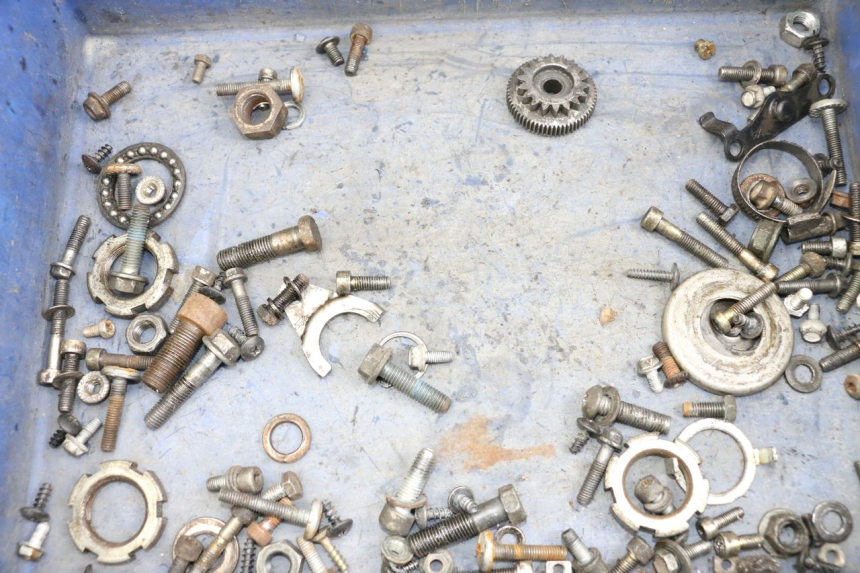 photo de TORBA ZESTAW ŚRUB I WKRĘTÓW YAMAHA BW'S 50 (2004 - 2017) - Szczegół części