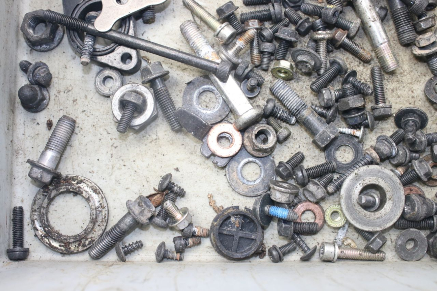 photo de TORBA ZESTAW ŚRUB I WKRĘTÓW YAMAHA BW'S BWS 125 (2010 - 2013) - Szczegół części