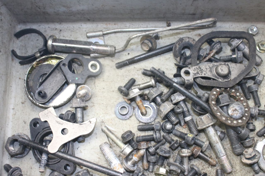 photo de TORBA ZESTAW ŚRUB I WKRĘTÓW YAMAHA BW'S BWS 125 (2010 - 2013) - Zbliżenie techniczne