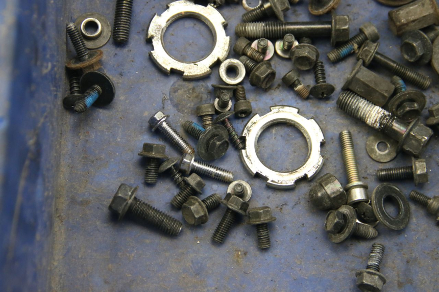 photo de TORBA ZESTAW ŚRUB I WKRĘTÓW YAMAHA BW'S BWS 125 (2010 - 2013) - Szczegół części