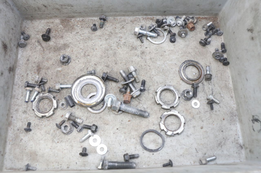 photo de TORBA ZESTAW ŚRUB I WKRĘTÓW YAMAHA BW'S EASY 50 (2013 - 2016) - Szczegół części